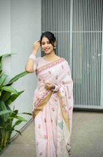1050 টাকায় পাকিস্তানি ইন্সপায়ারড সিল্ক শাড়ি - Image 4